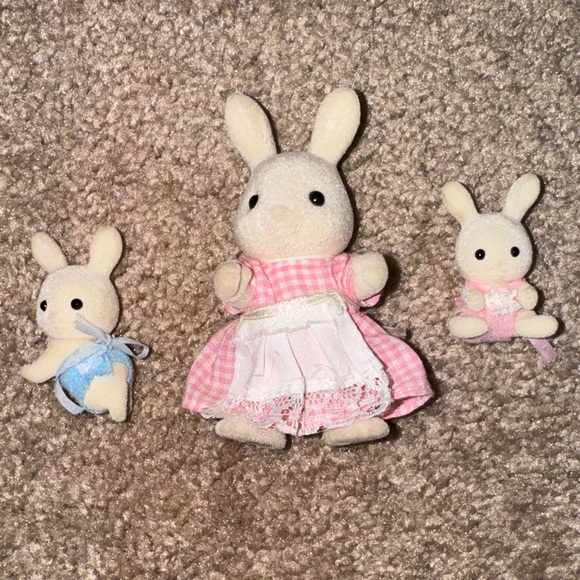 Calico Critters Connor and Kerri’s Carriage Ride Set - Picture 3 of 4